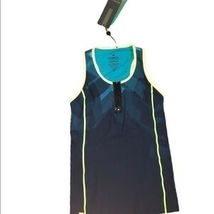 NWT Monreal racer back tank sizeXS built-in bra